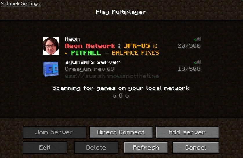 multiplayer menu and community resources in Eaglercraft